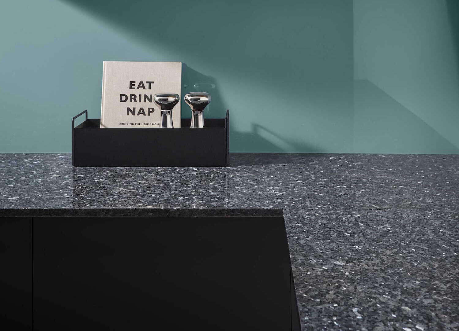 Lechner Granit-Arbeitsplatte Blue Pearl