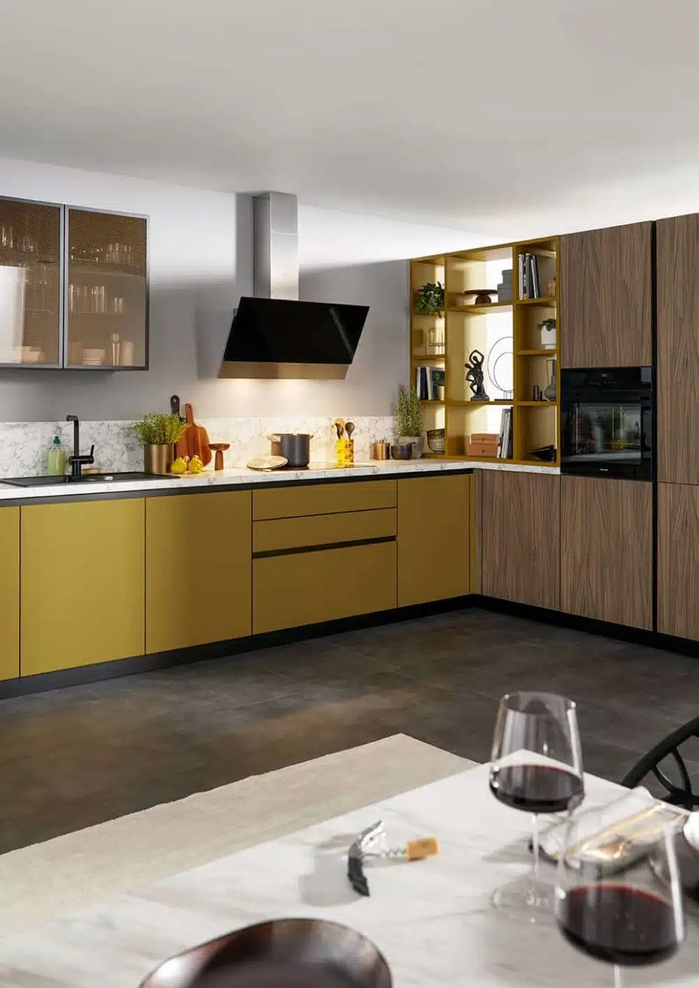 Schüller moderne L-Küche mit Wangenregal seitlich III