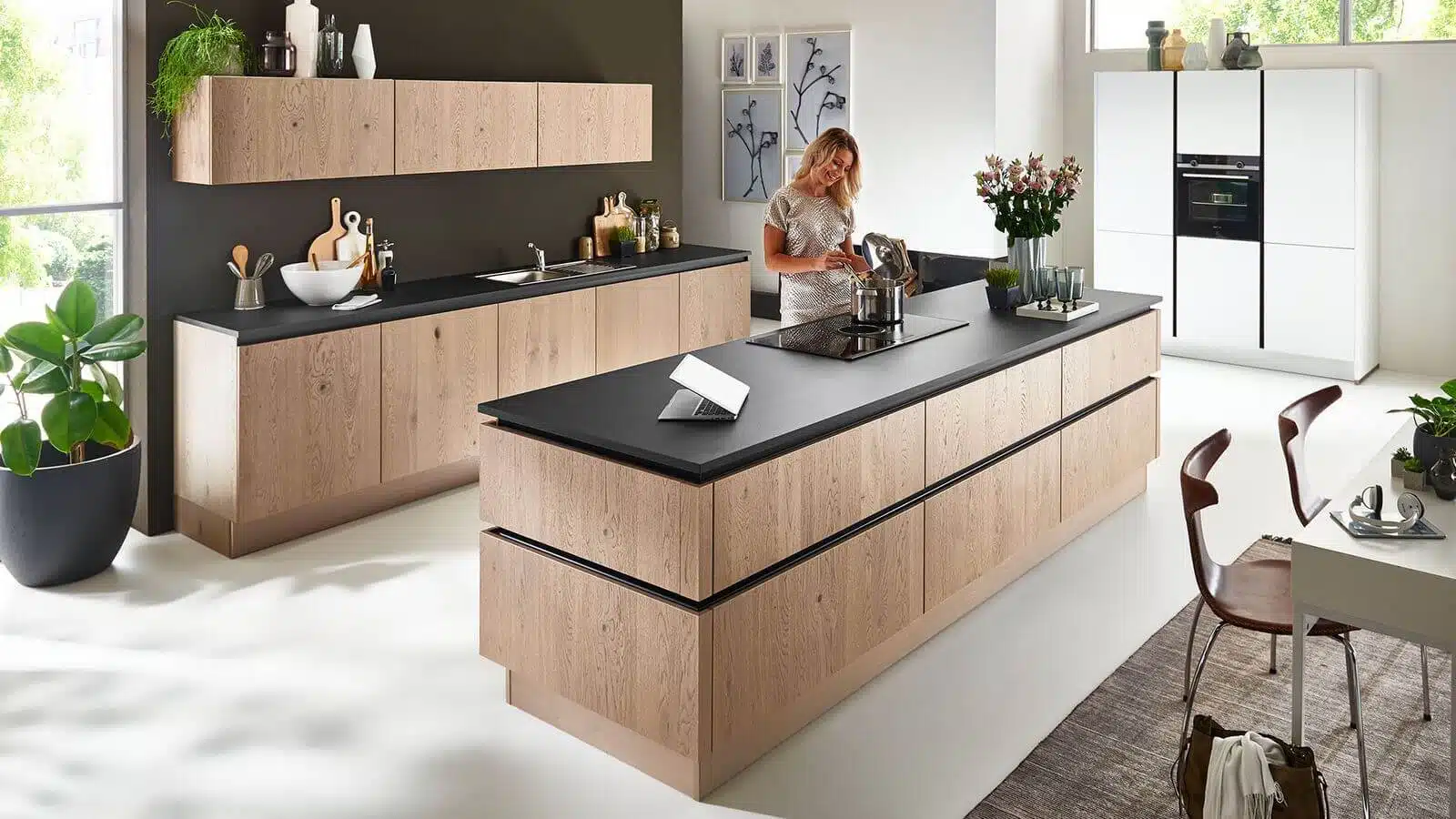Nolte Inselküche Weiß Softmatt Eiche Barolo