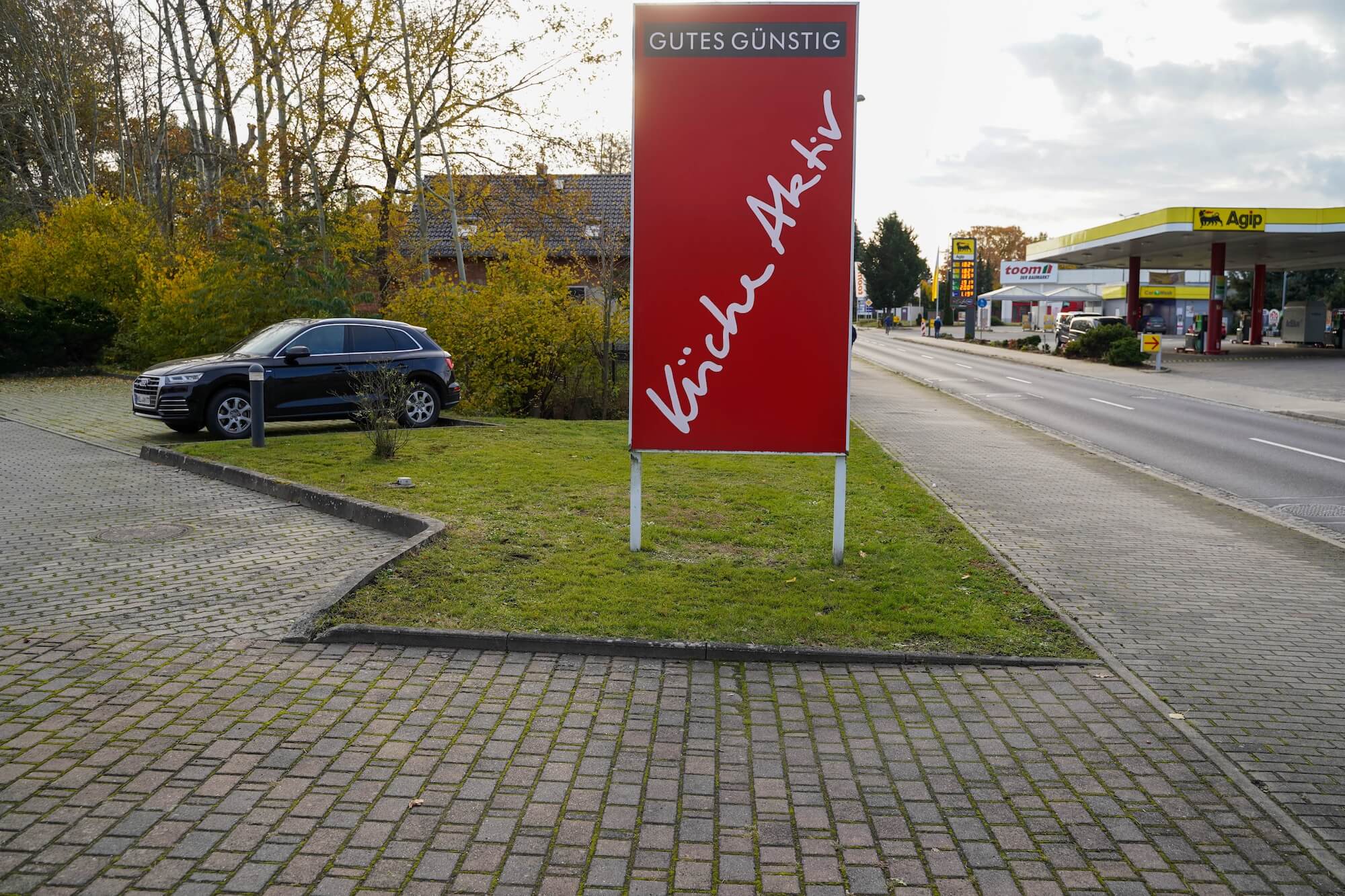 Logo außen Küche Aktiv Logo außen Küche Aktiv