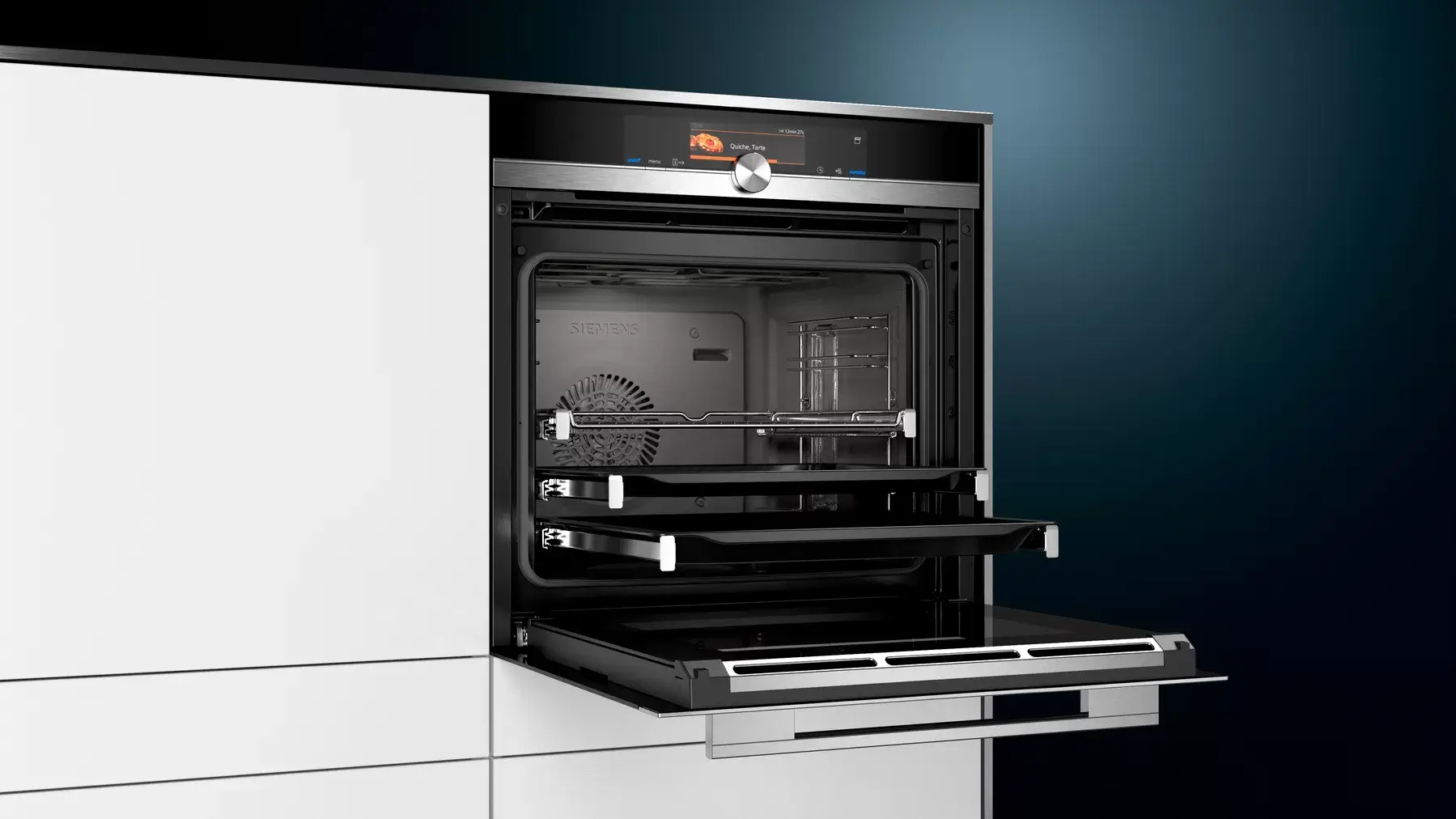 Siemens Einbau-Dampfbackofen geöffnet